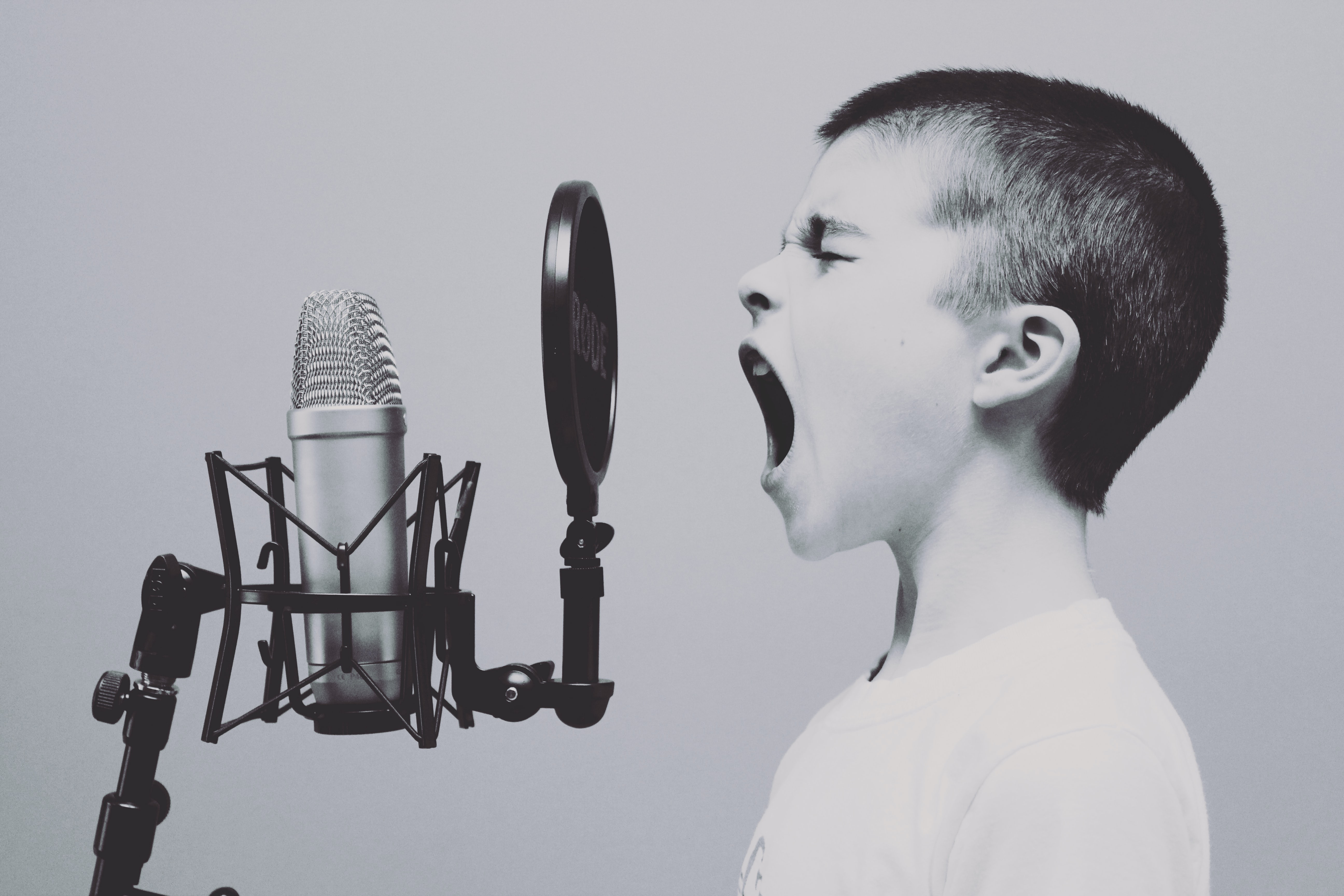 Kid loud microphone Kid loud microphone